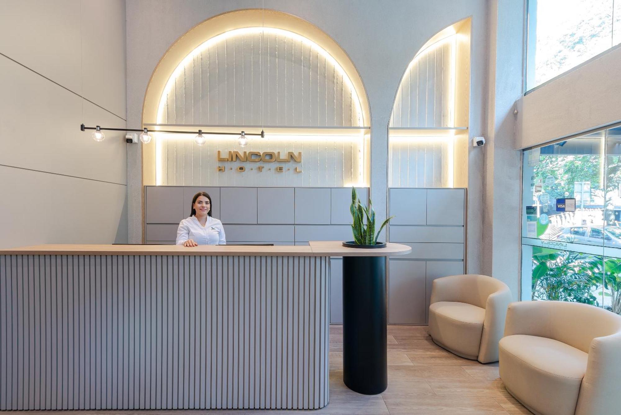 Hotel Lincoln เมเดยิน ภายนอก รูปภาพ